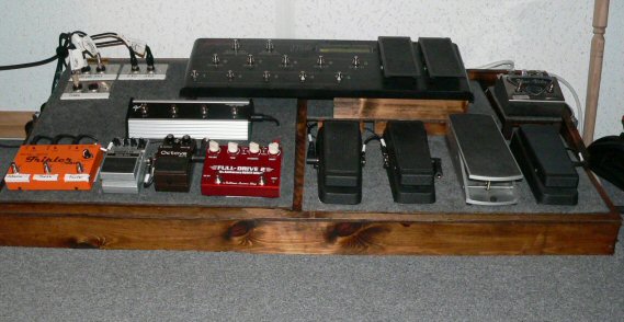 Pedal_Board_4_Front_View_Reduced.jpg